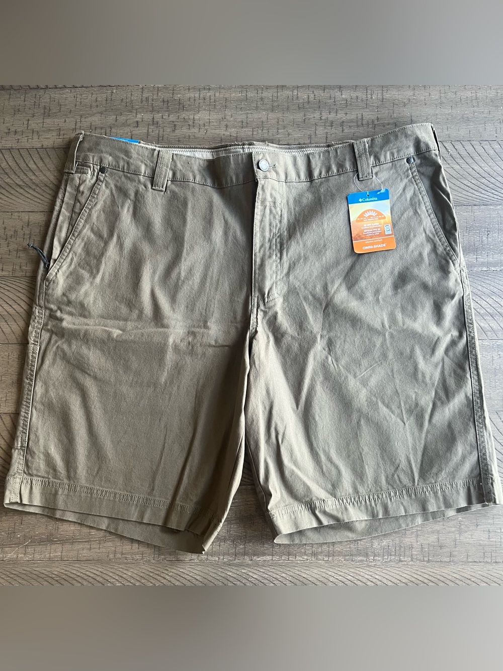 NWT Columbia Flex Roc Shorts 10" Inseam Men's Size 42 Tan UPF 50 Gorpcore